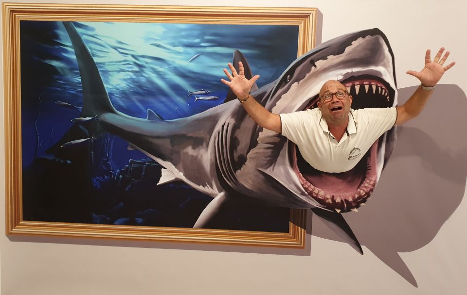 Funchal: 3D Fun Art Museum - What Happens in the Museum: 40 Scenarios That Feel Like a Game