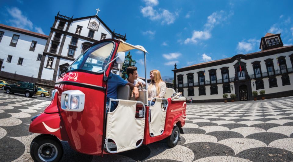 Funchal: Guided Old Town Tuk Tuk Tour and Botanical Gardens - A tuk tuk shortcut through Funchal’s Old Town