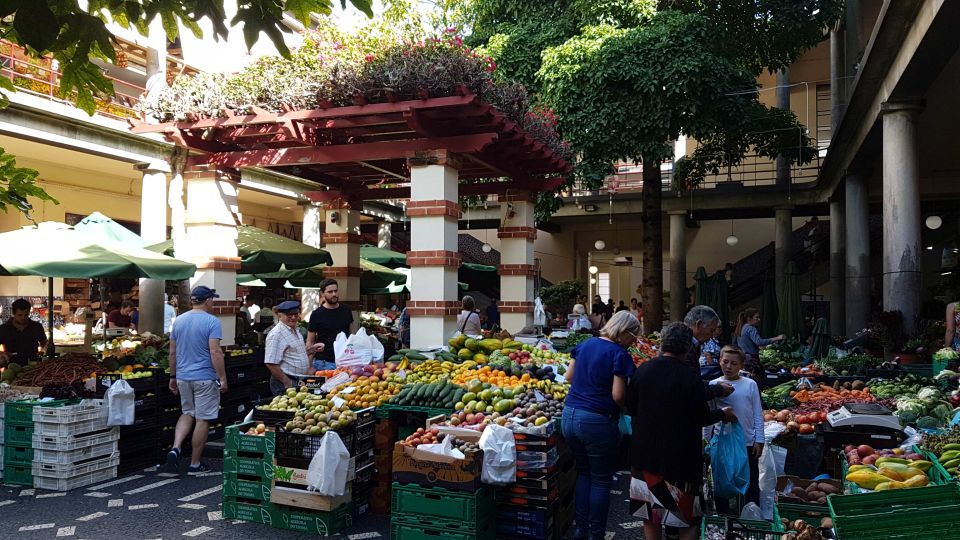 Funchal: Private Guided Walking Tour - Price and value: $176 per group for up to 2