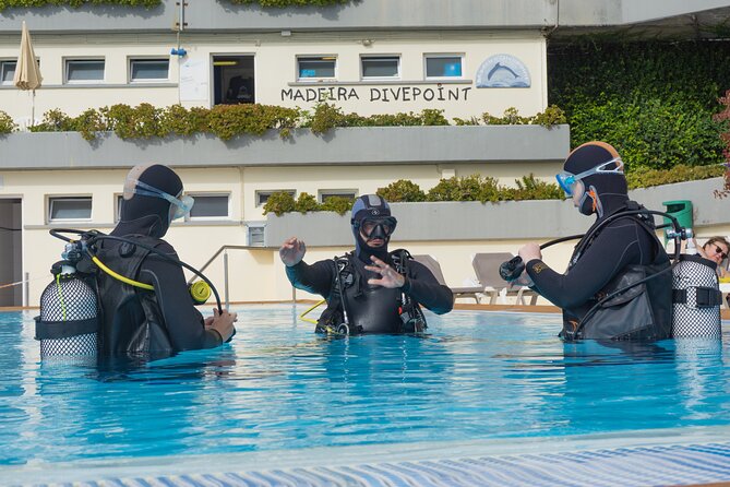 Funchal: Scuba Diving Experience for Beginners - Made Easy: From Safety Briefing to Pool Practice at Pestana Carlton