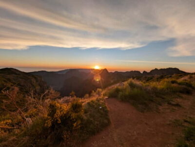 Madeira: Pico do Arieiro Sunset with Optional Dinner - Getting to the mountains: pickup routes and minibus timing