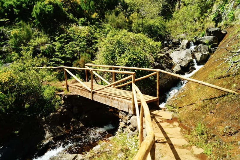 Pico do Arieiro - Stairway to Heaven Hike - Sunrise Option - The Stairway to Heaven Walk: Famous for a Reason, But Don’t Underestimate the Steep Bits